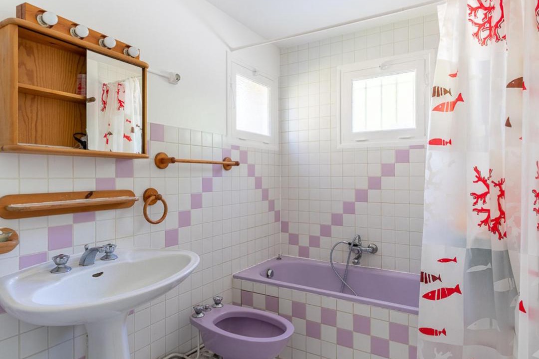 Photo of Bathroom in Parentis-en-Born