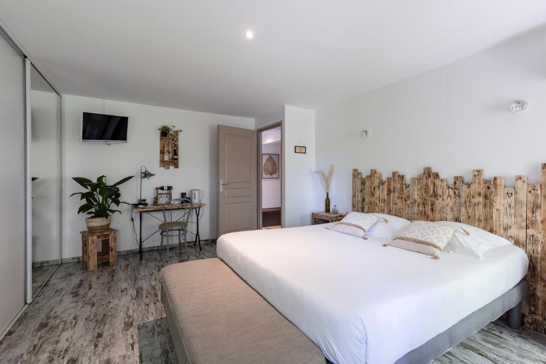 Photo of Bedroom in Civrac-en-Medoc