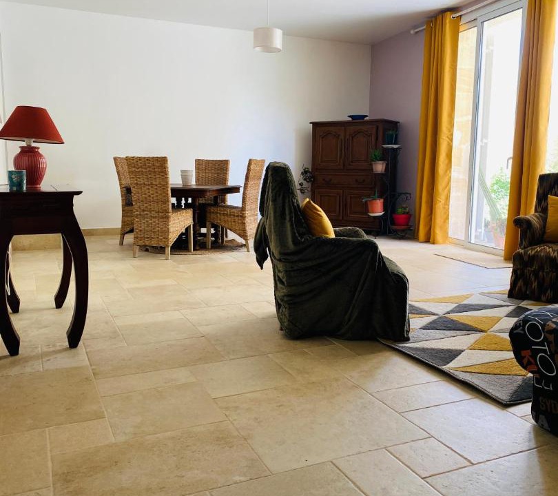 Photo of Livingroom in Floirac