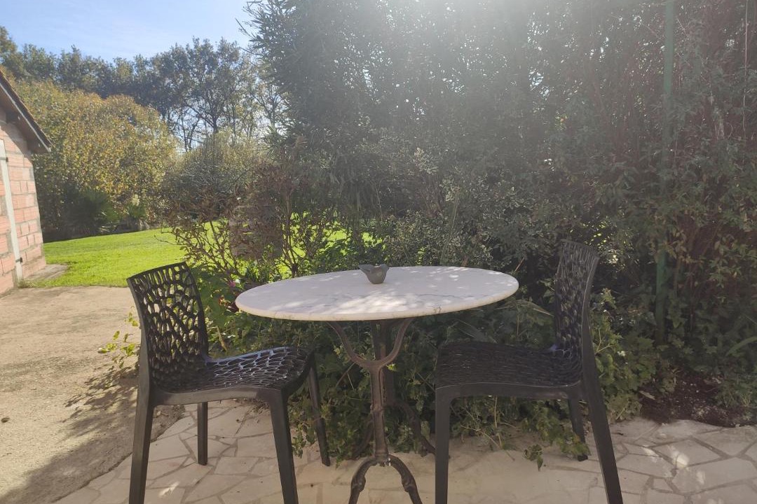Photo of Patio Balcony in Ambares-et-Lagrave