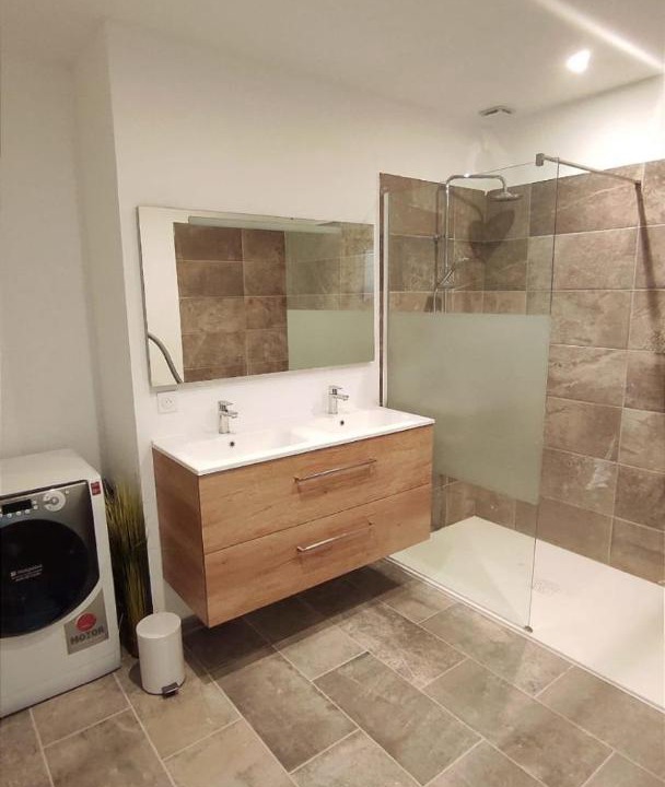Photo of Bathroom in Cognac