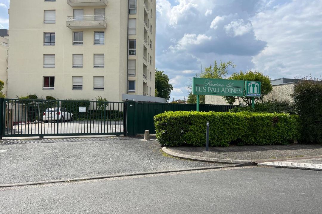 Photo of Others in Merignac