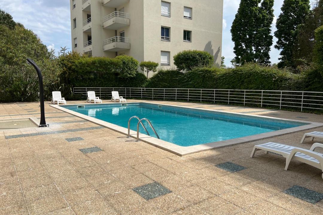 Photo of Others in Merignac