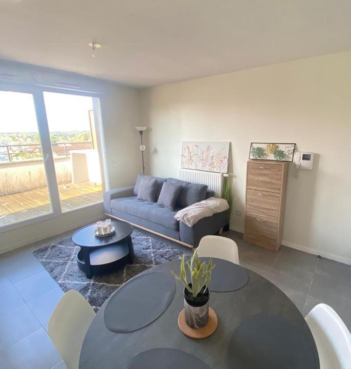Photo of Livingroom in Cenon