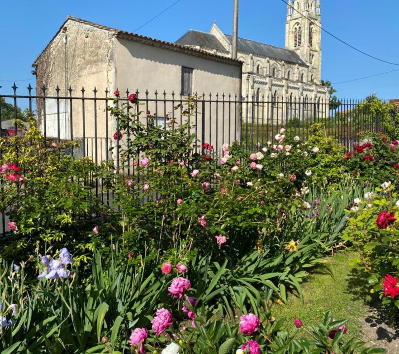 Photo of Buildings in Saint-Yzans-de-Medoc