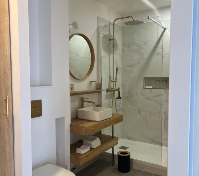 Photo of Bathroom in Saint-Christoly-Medoc