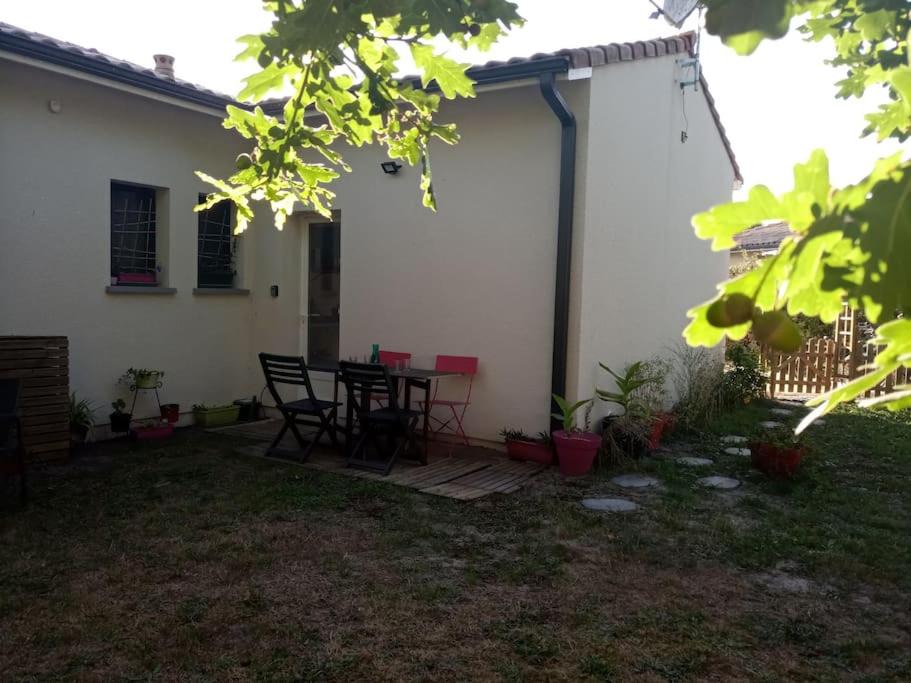 Photo of Buildings in Hourtin
