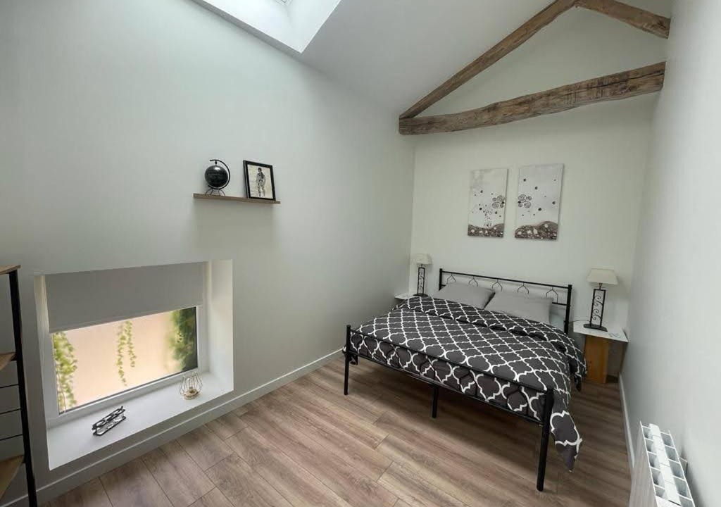 Photo of Bedroom in Avanton