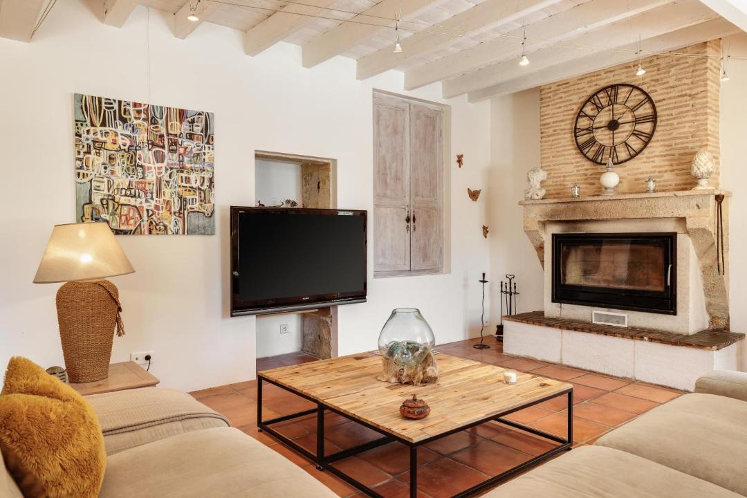 Photo of Livingroom in Saint-Pierre-de-Bat
