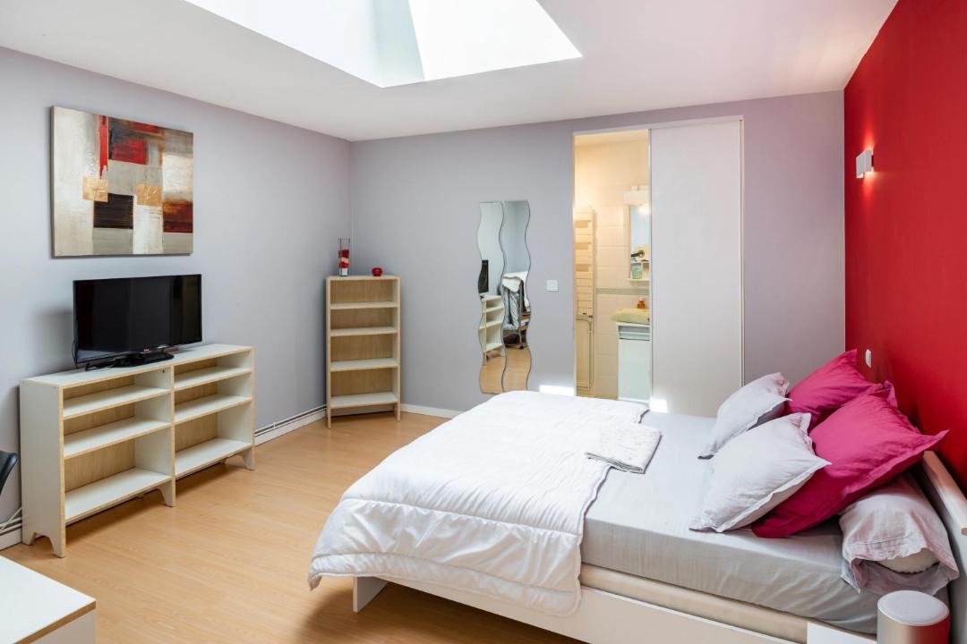 Photo of Bedroom in Villegouge