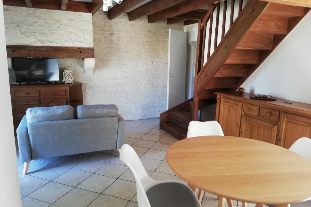 Photo of Livingroom in Matha