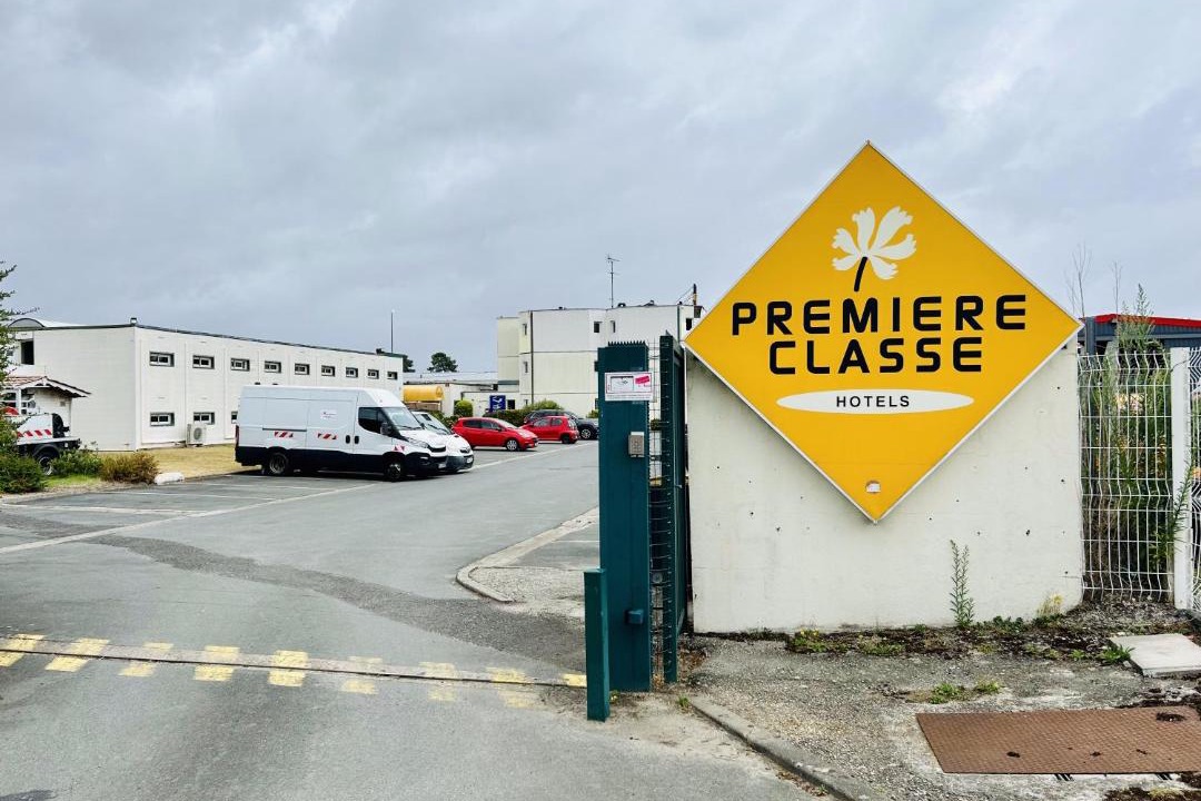 Photo of Others in Pessac