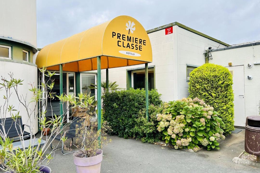 Photo of Others in Pessac