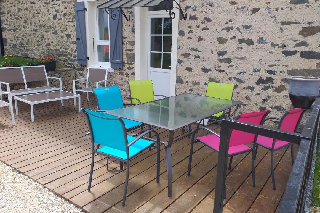 Photo of Patio Balcony in Bussiere-Galant