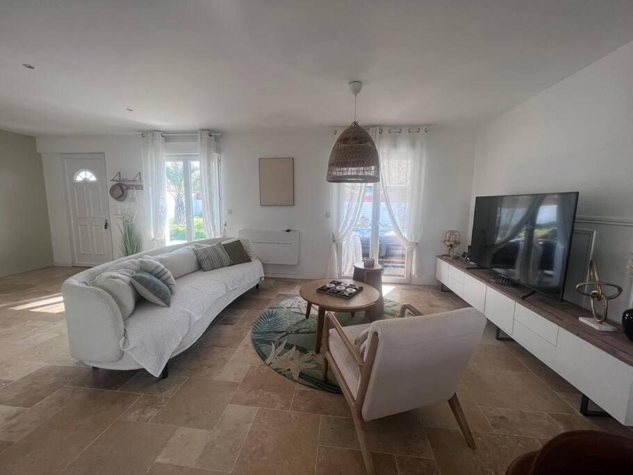 Photo of Livingroom in Sadirac