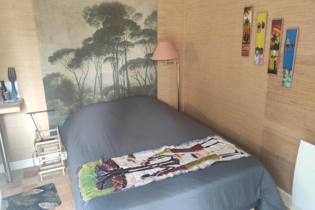 Photo of Bedroom in Ambares-et-Lagrave