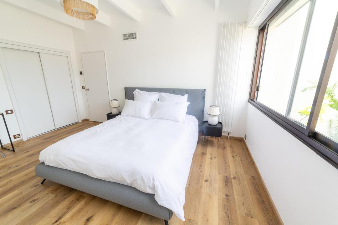 Photo of Bedroom in Libourne