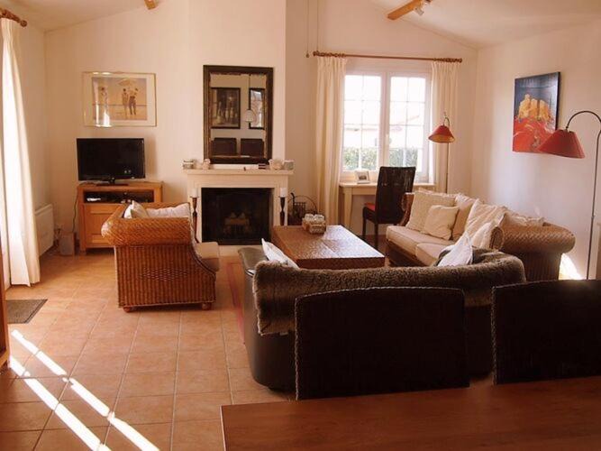 Photo of Livingroom in Vasles