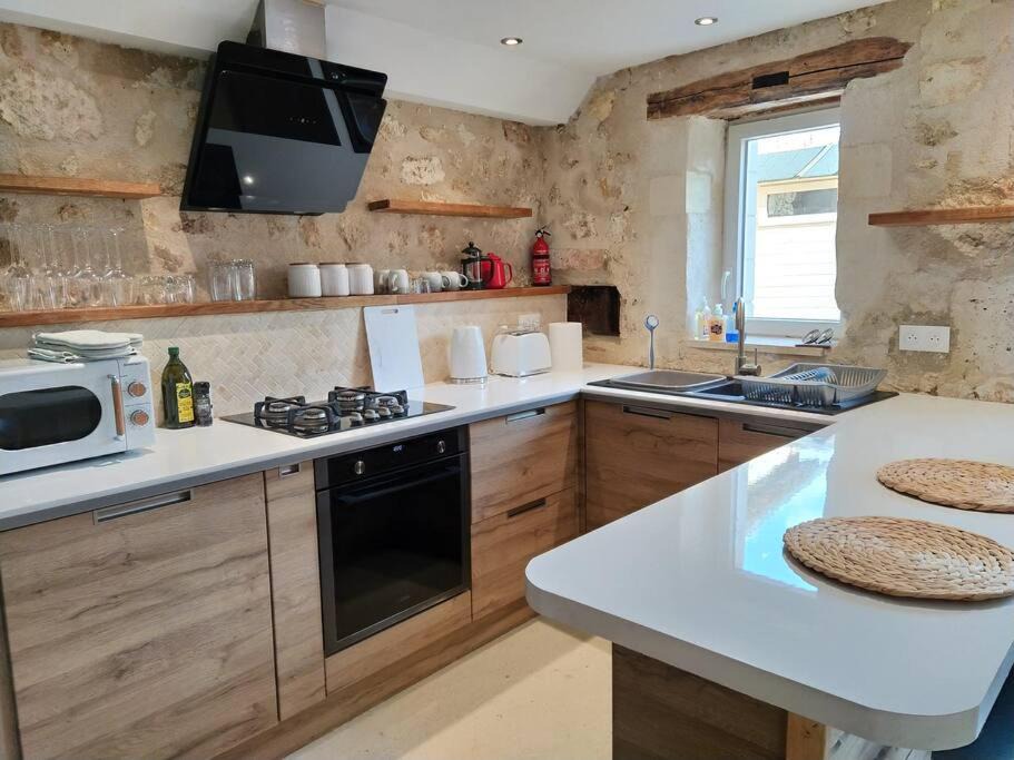 Photo of Kitchen in La Tour-Blanche-Cercles