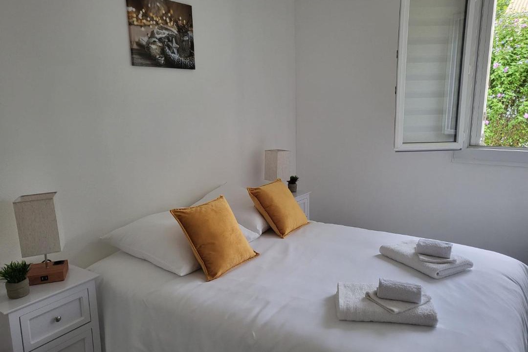 Photo of Bedroom in Le Buisson-de-Cadouin