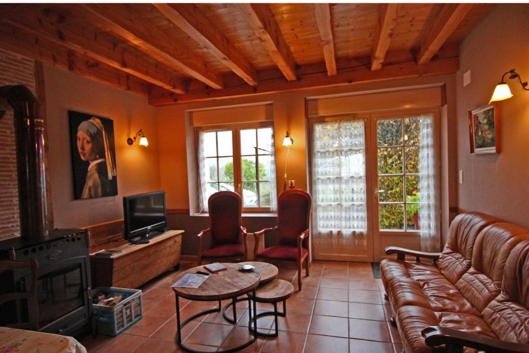 Photo of Livingroom in La Croisille-sur-Briance