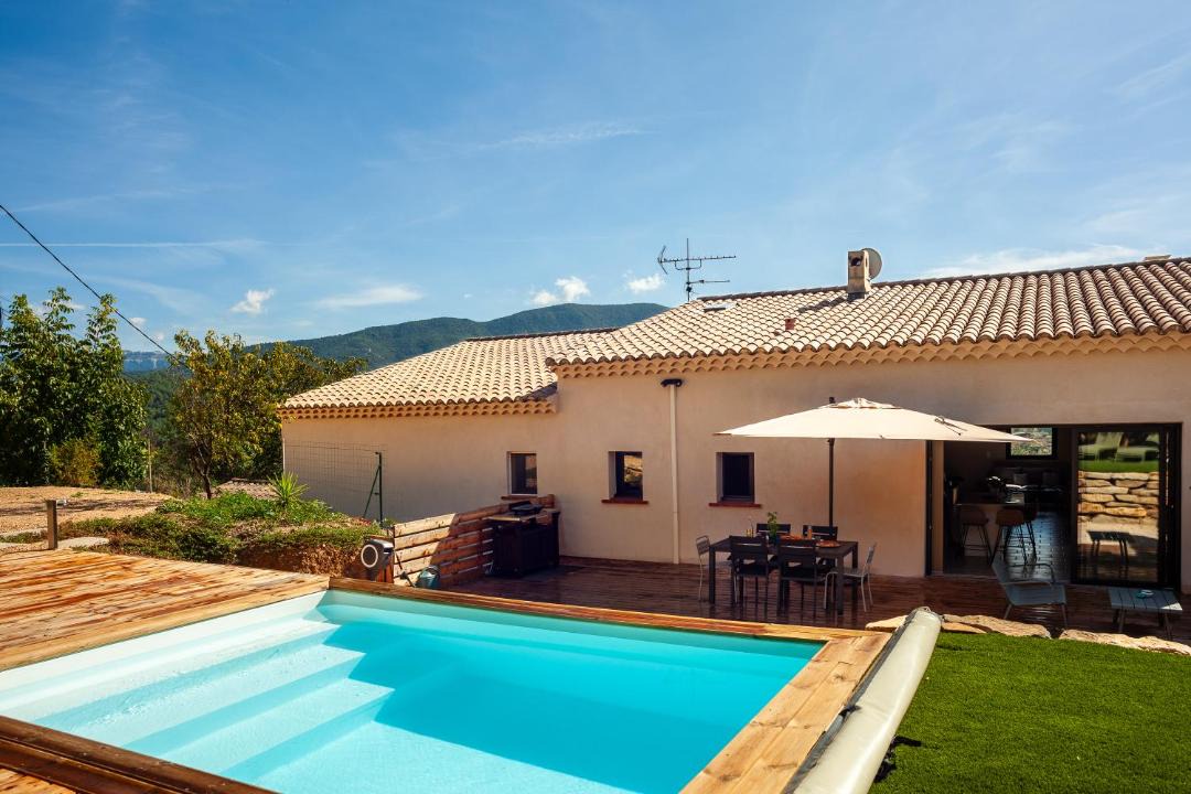 Photo of Outdoor in Auriol