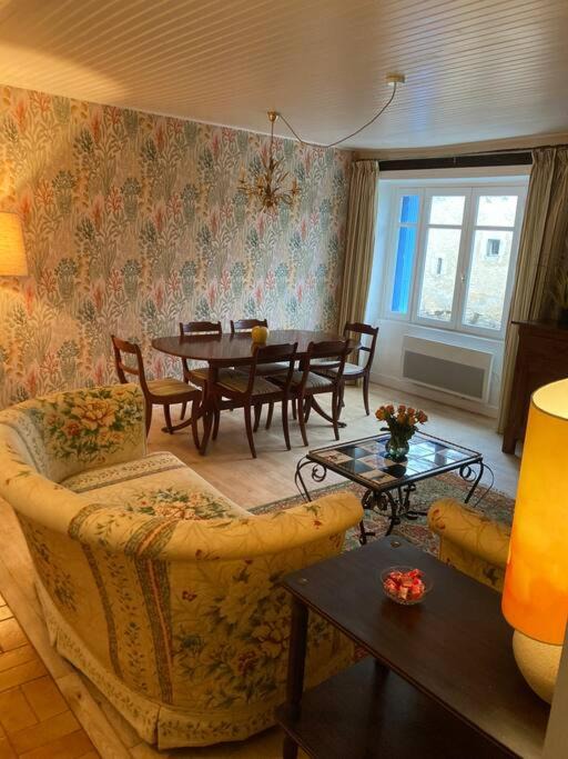 Photo of Livingroom in Aigre