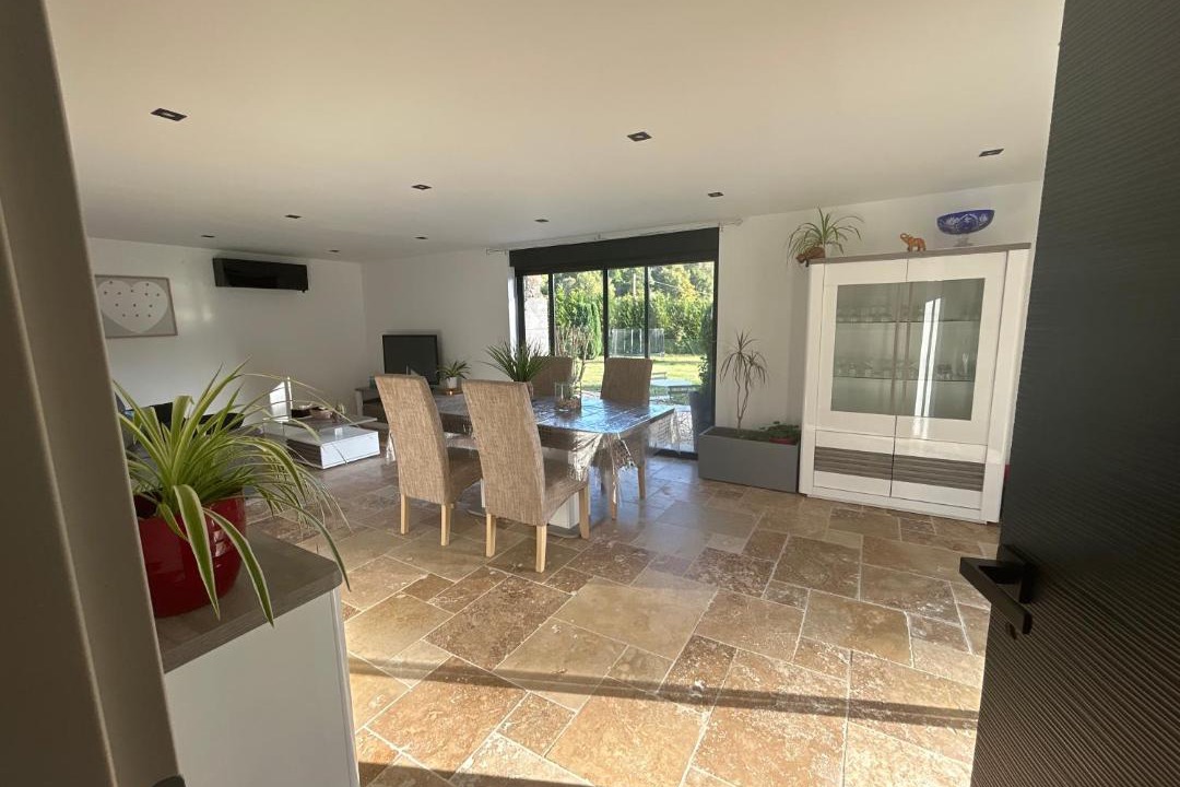 Photo of Livingroom in Saint-Eloi