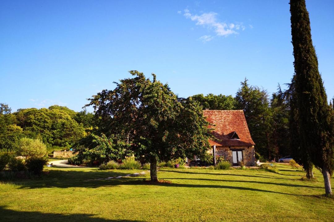 Photo of Buildings in Le Buisson-de-Cadouin