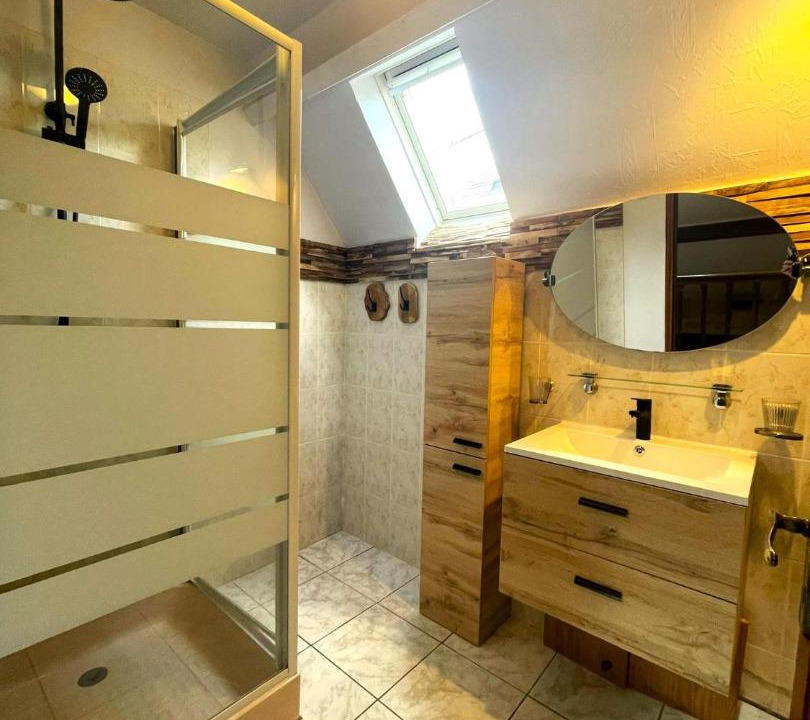 Photo of Bathroom in Saint-Julien-de-Lampon