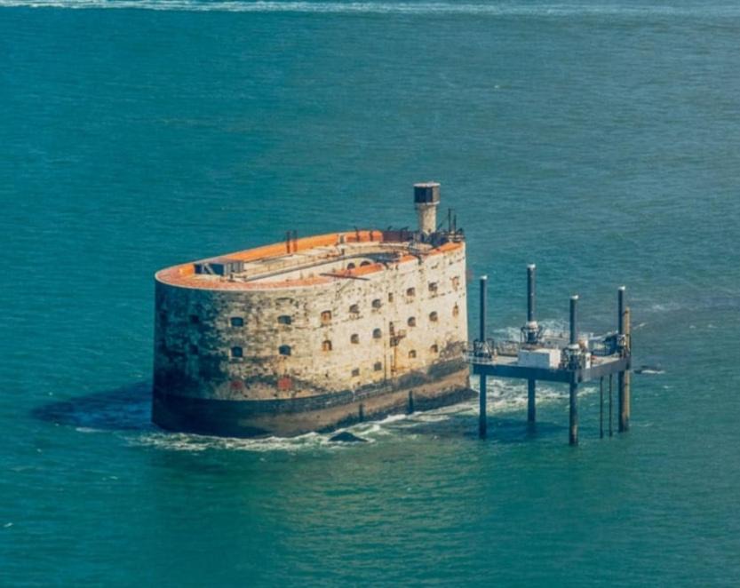 Photo of Others in Port-des-Barques