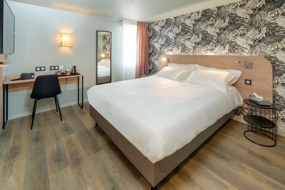 Photo of Bedroom in Tonnay-Charente