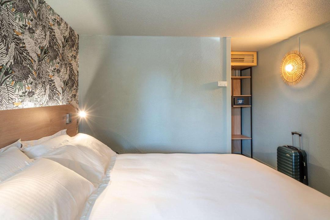Photo of Bedroom in Tonnay-Charente