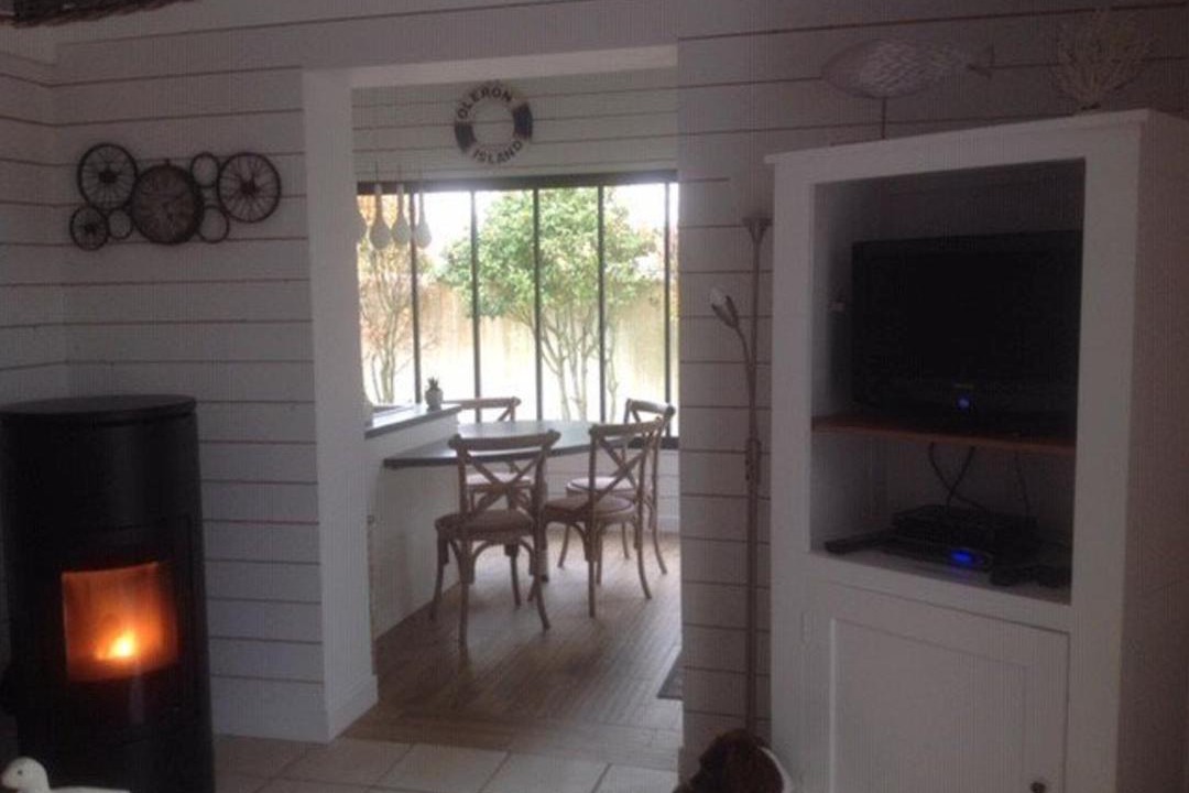 Photo of Livingroom in La Bree-les-Bains