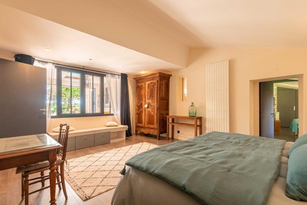 Photo of Bedroom in Cenac