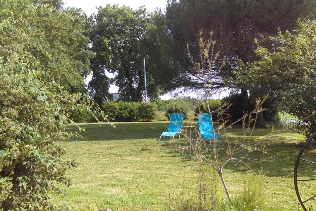 Photo of Outdoor in Saint-Pierre-de-Buzet