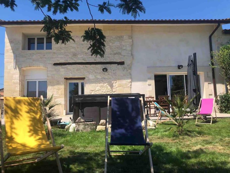 Photo of Buildings in Soussans