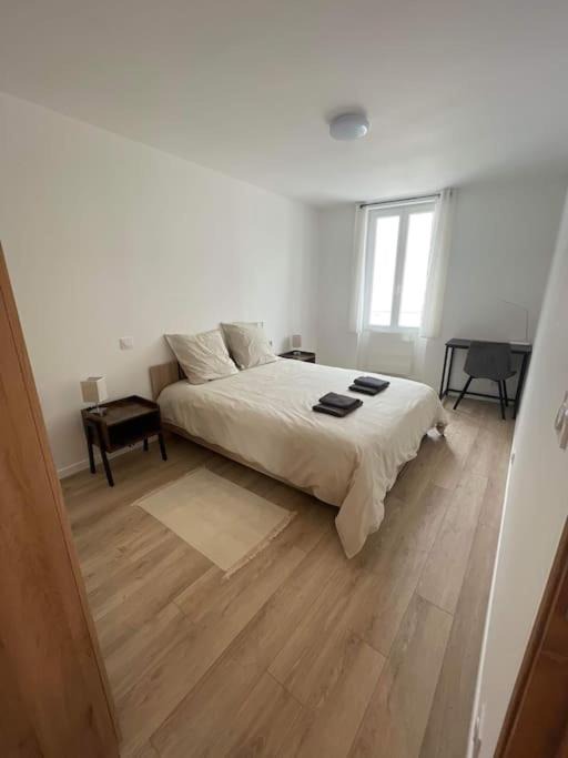 Photo of Bedroom in Saujon