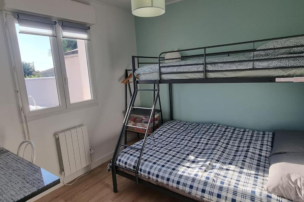 Photo of Bedroom in Saint-Seurin-sur-l'Isle