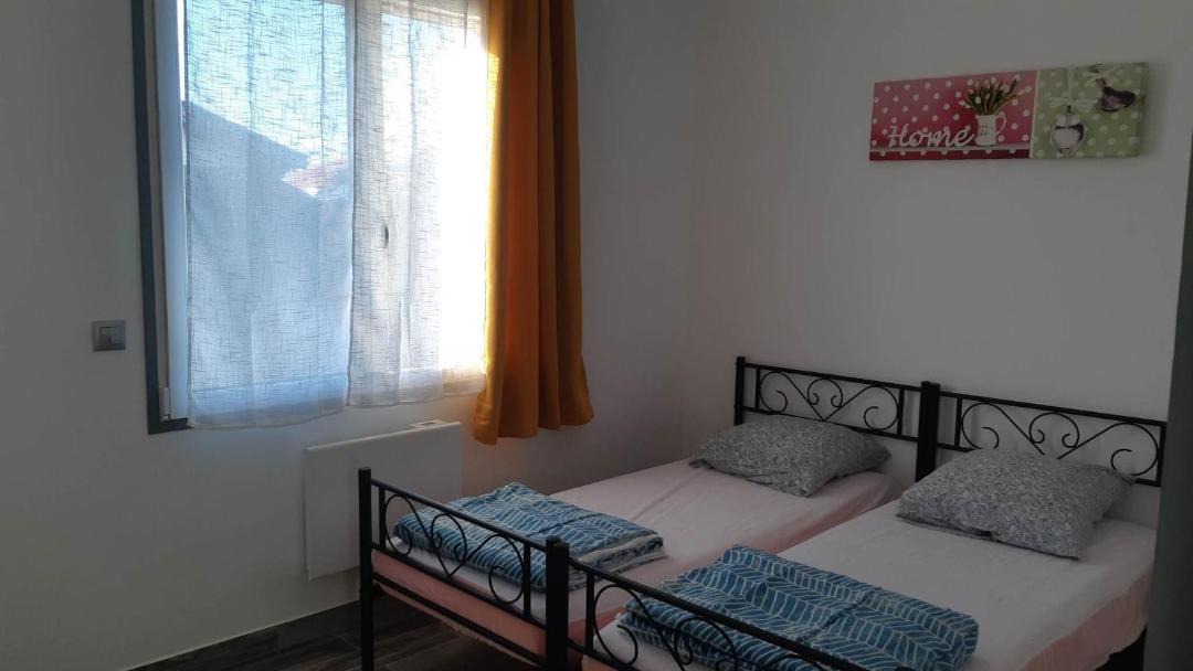 Photo of Bedroom in Parentis-en-Born