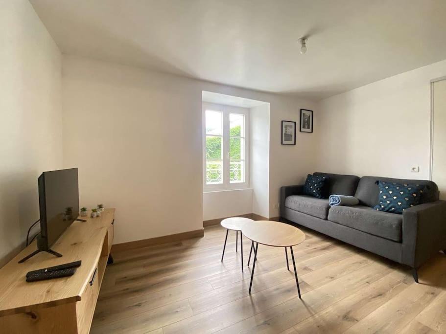 Photo of Livingroom in Nay