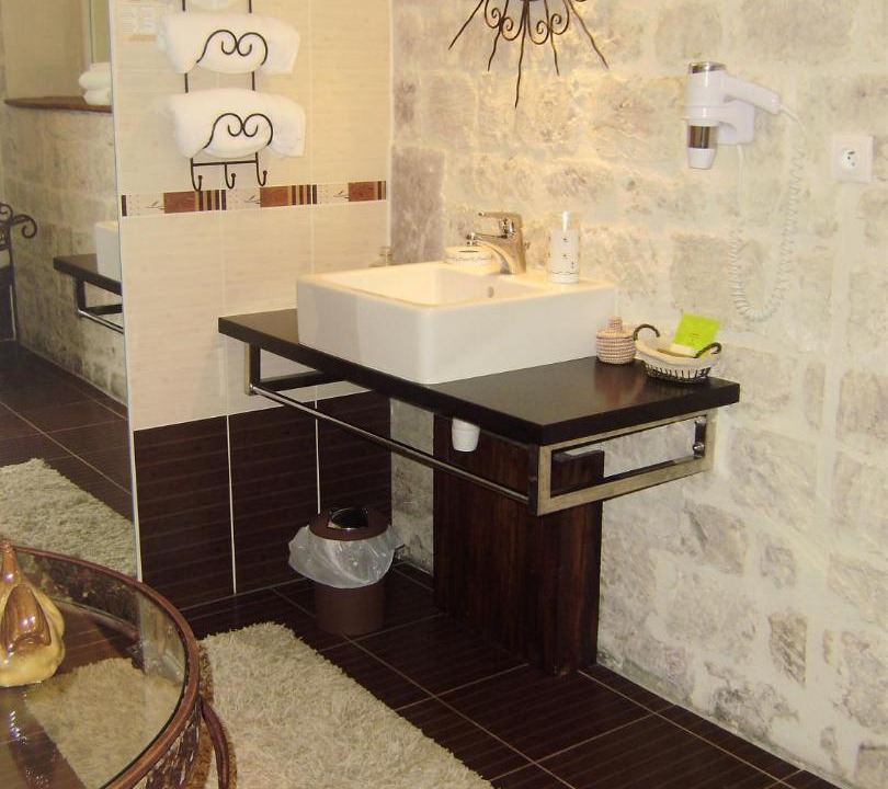Photo of Bathroom in Saintes Agglomeration