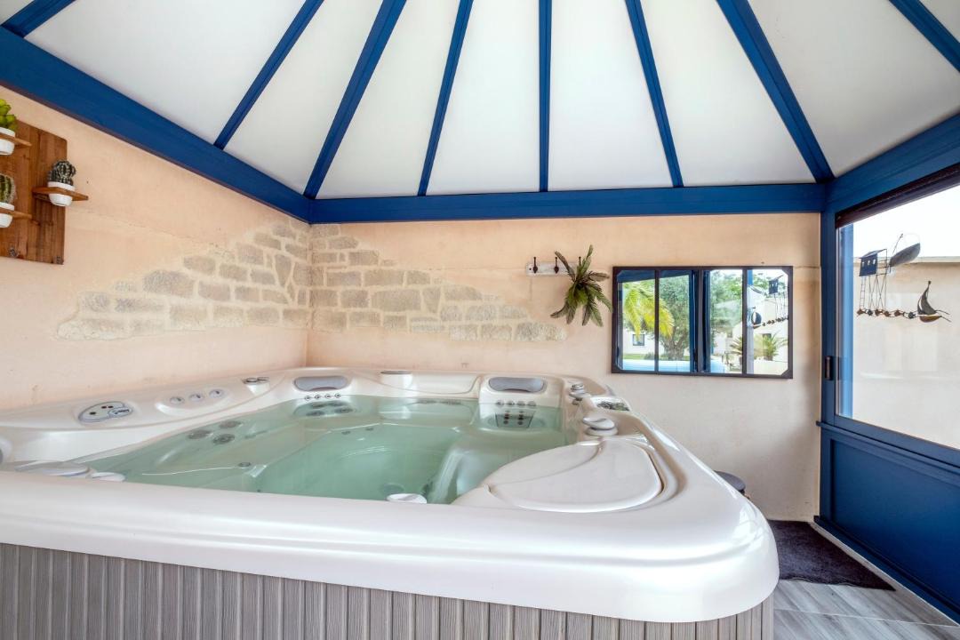 Photo of Bathroom in Saint Nazaire sur Charente