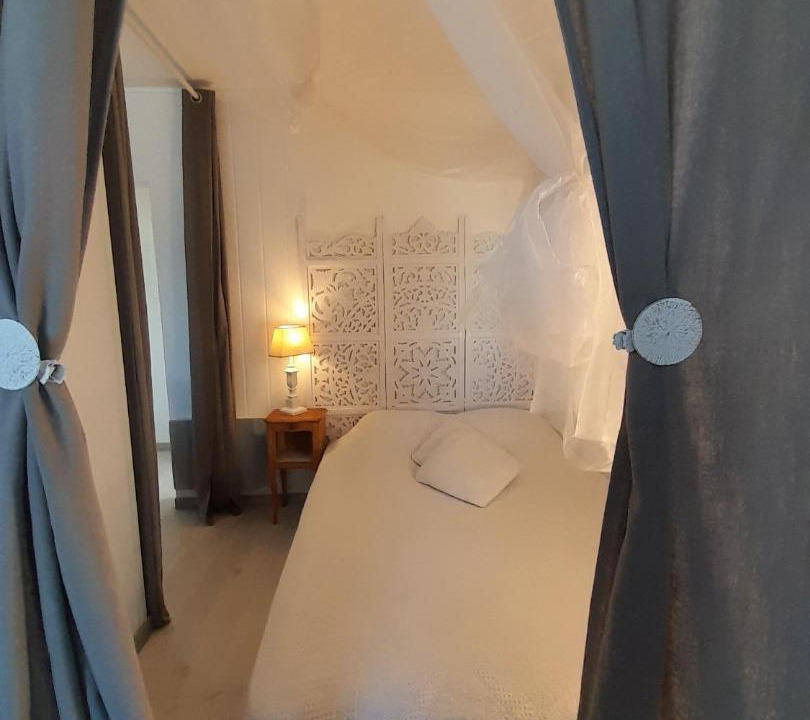 Photo of Bedroom in Pontaillac