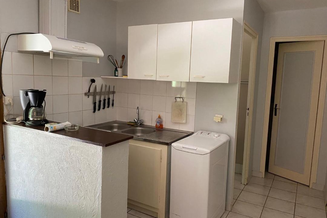 Photo of Kitchen in Saint-Julien-de-Lampon