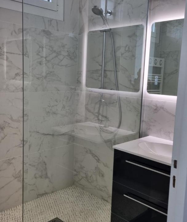 Photo of Bathroom in Puisseguin