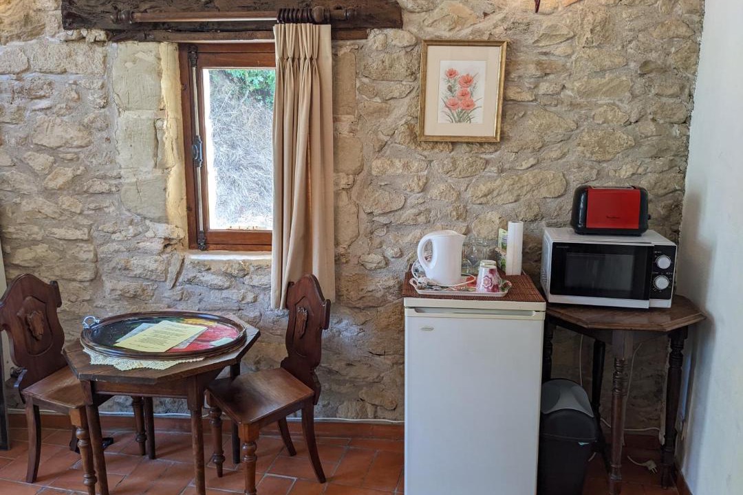 Photo of Kitchen in Saint-Michel-Lapujade