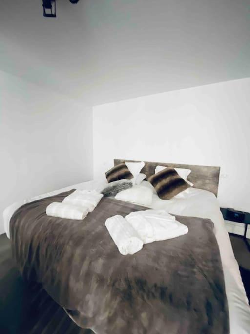 Photo of Bedroom in Saint-Bruno - Saint-Victor