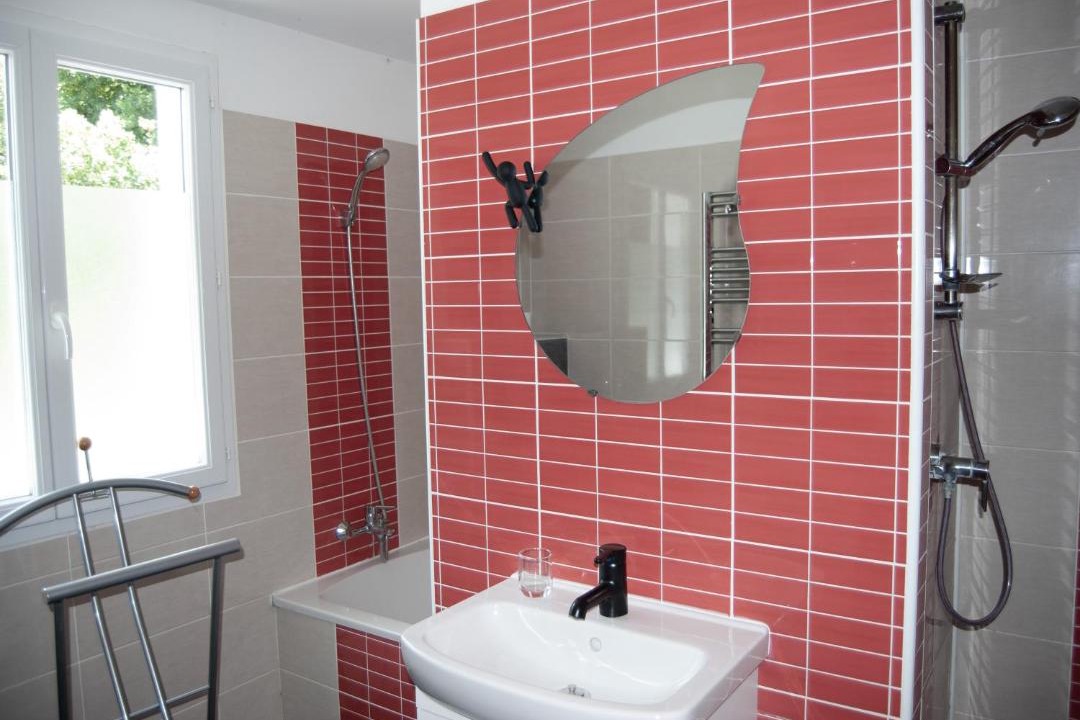 Photo of Bathroom in Rouffignac