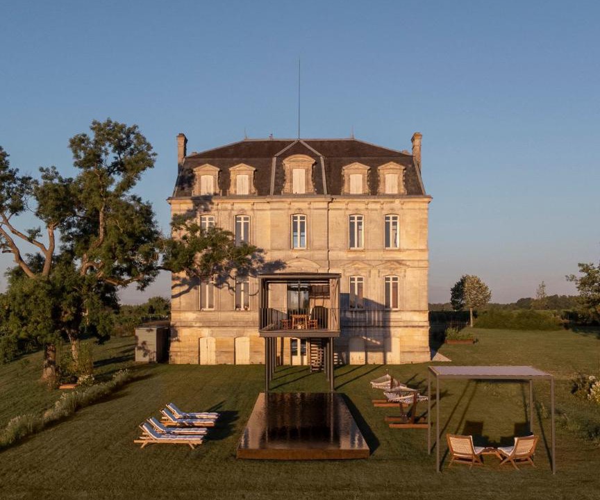 Photo of Buildings in Saint-Christoly-Medoc